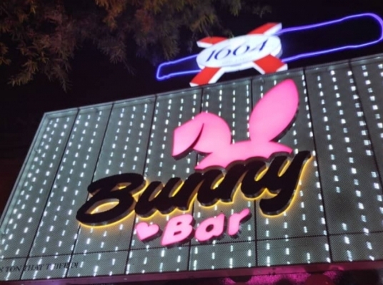 BUNNY BAR